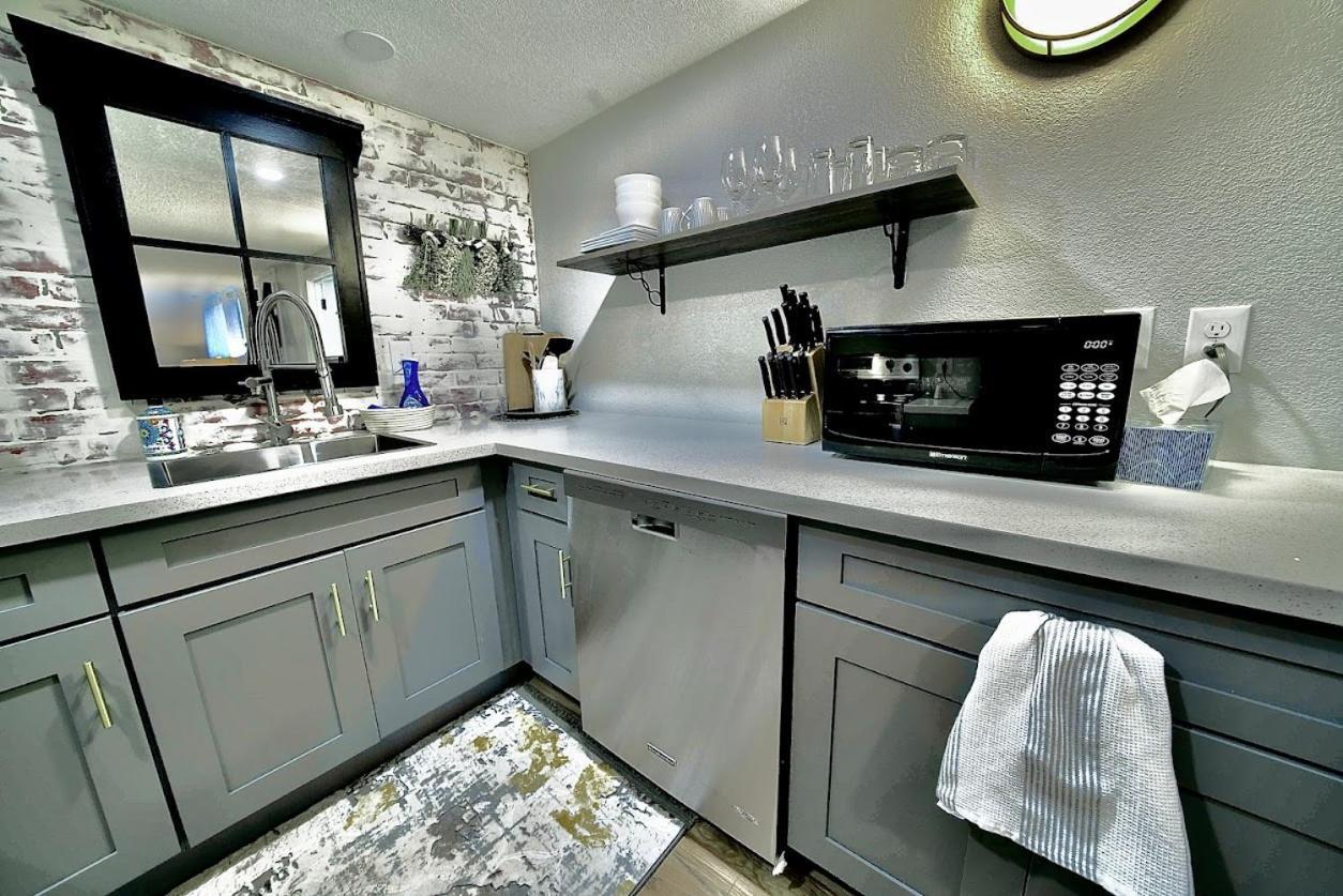 Вилла Monteith Hideaway In Downtown Monteith District Олбани Экстерьер фото